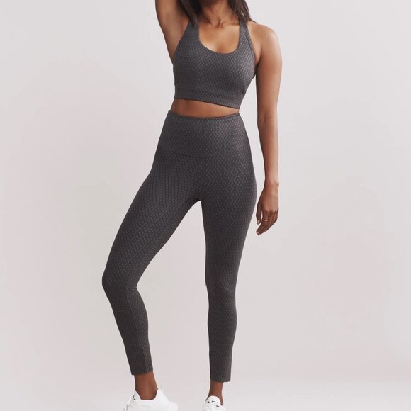 Rhone Revive Sports Bra XS - Picture 3 of 7